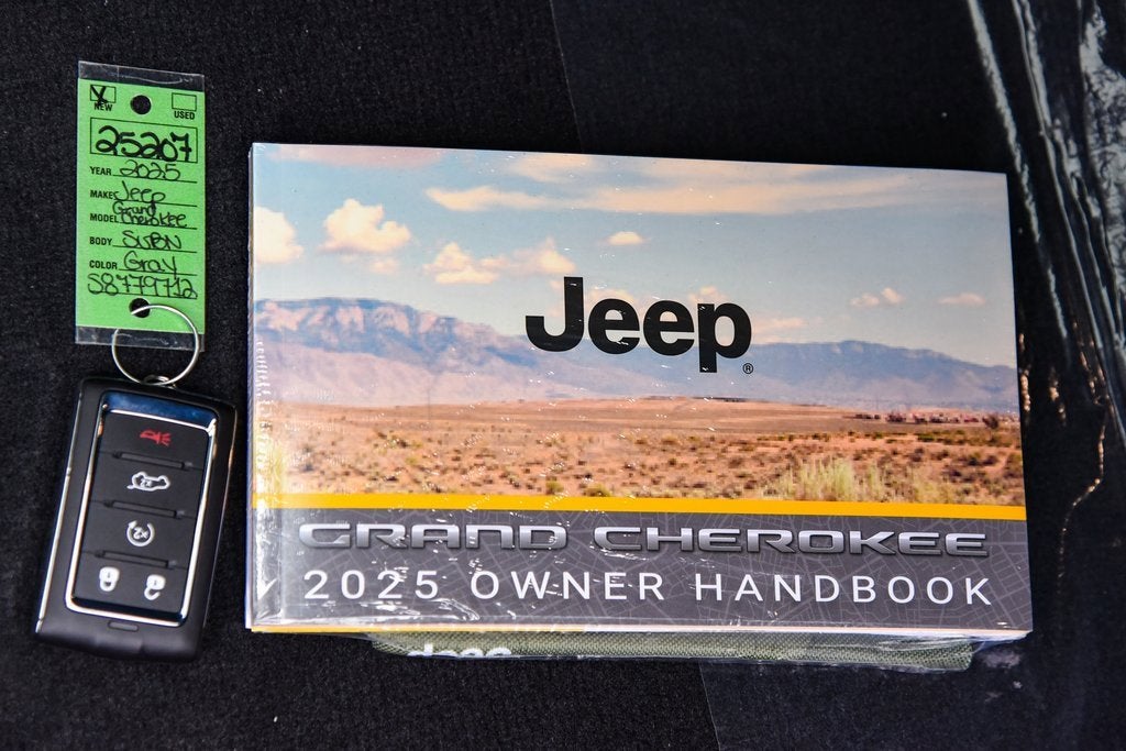 2025 Jeep Grand Cherokee Limited