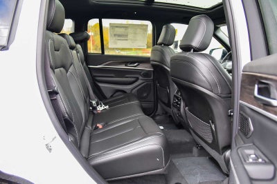2027 Jeep Grand Cherokee Limited