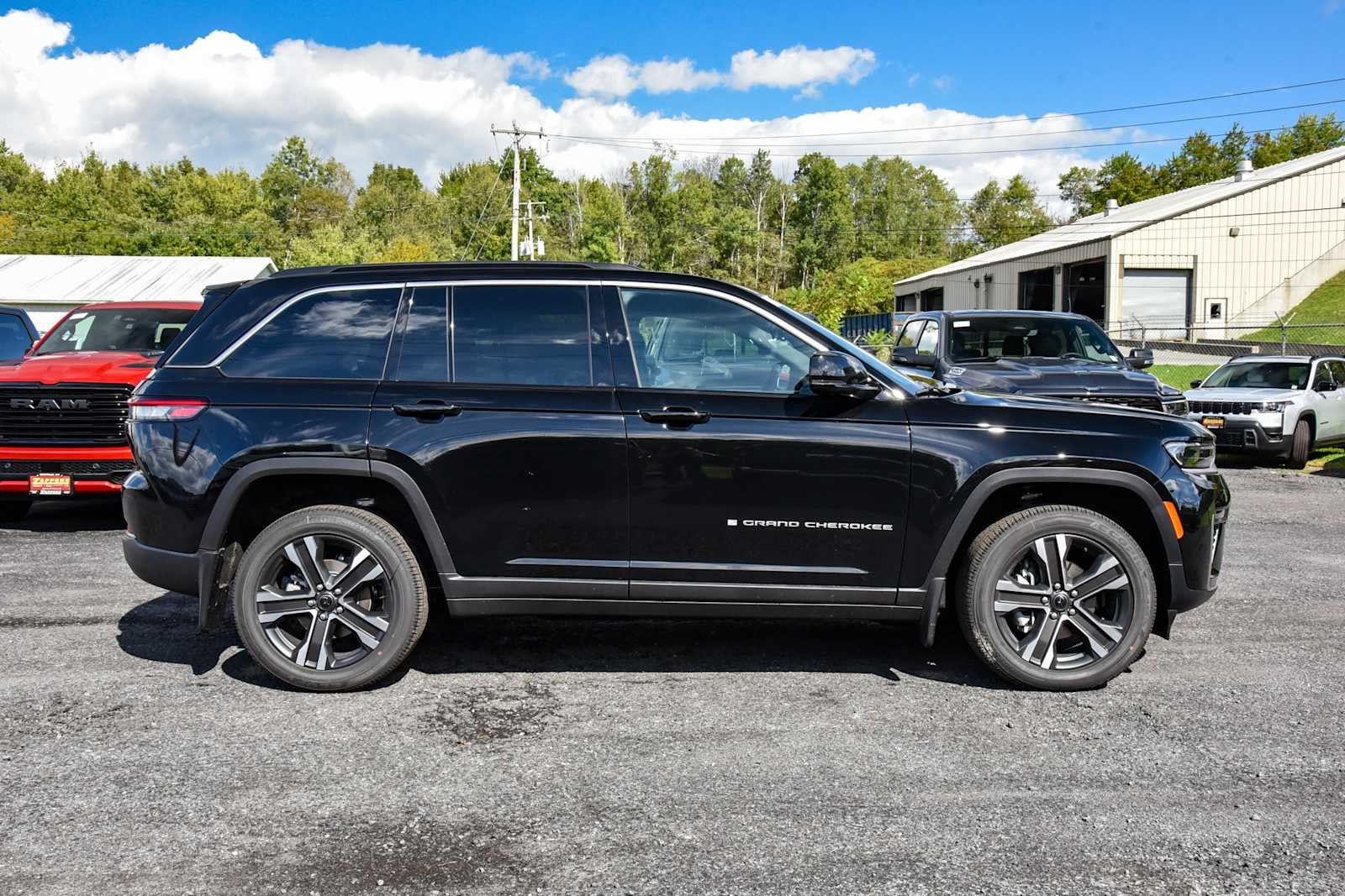 2027 Jeep Grand Cherokee Limited
