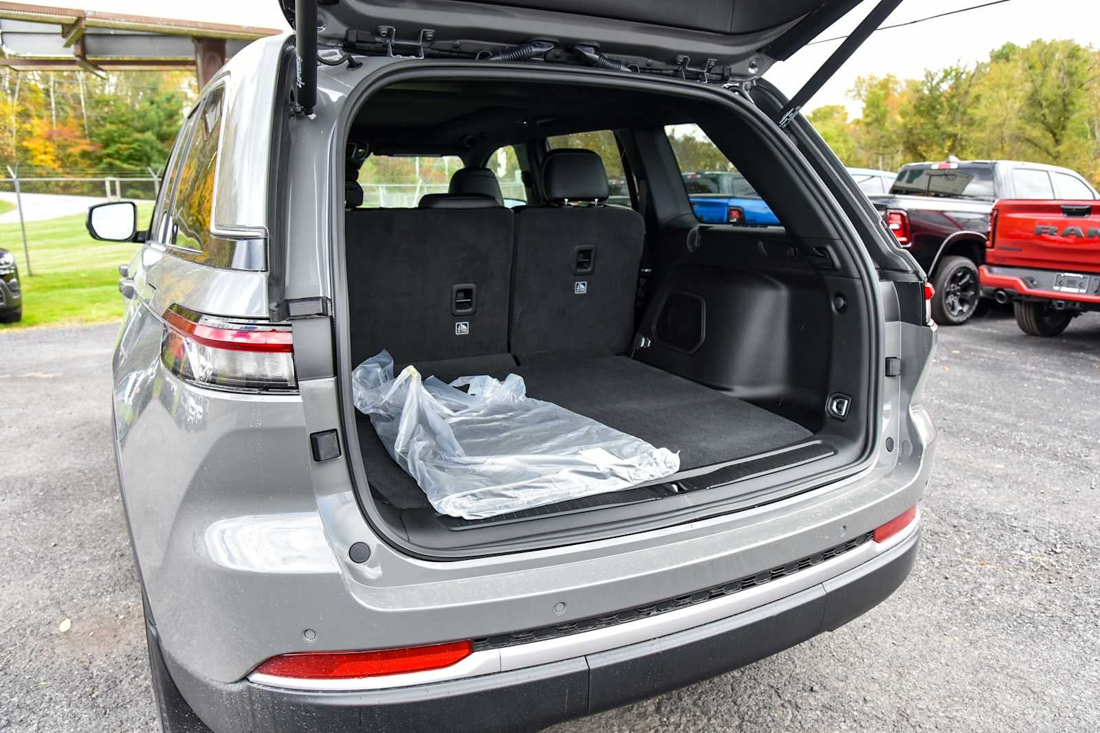 2027 Jeep Grand Cherokee Limited