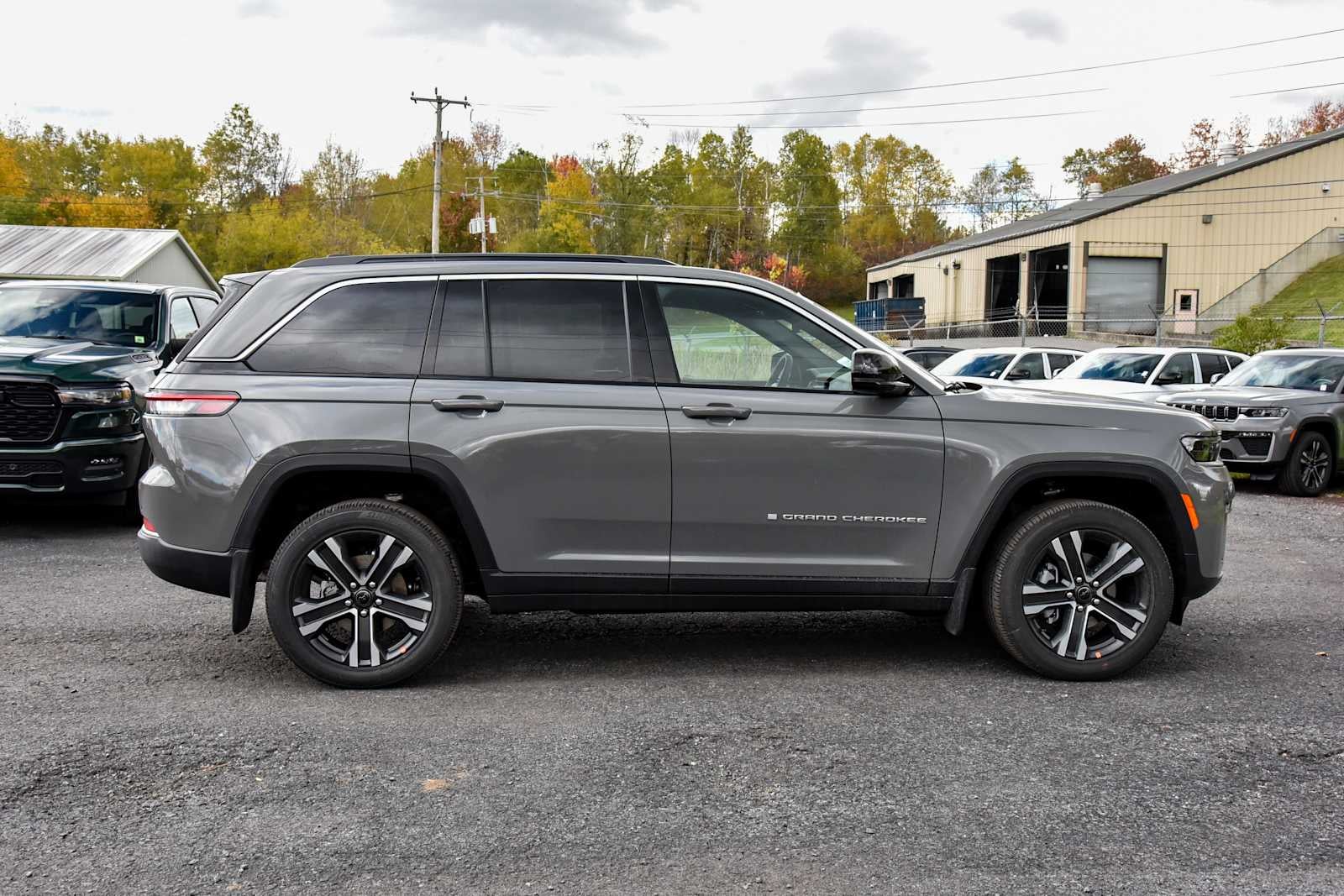 2027 Jeep Grand Cherokee Limited