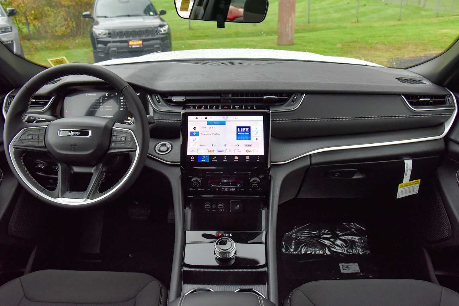 2027 Jeep Grand Cherokee Limited