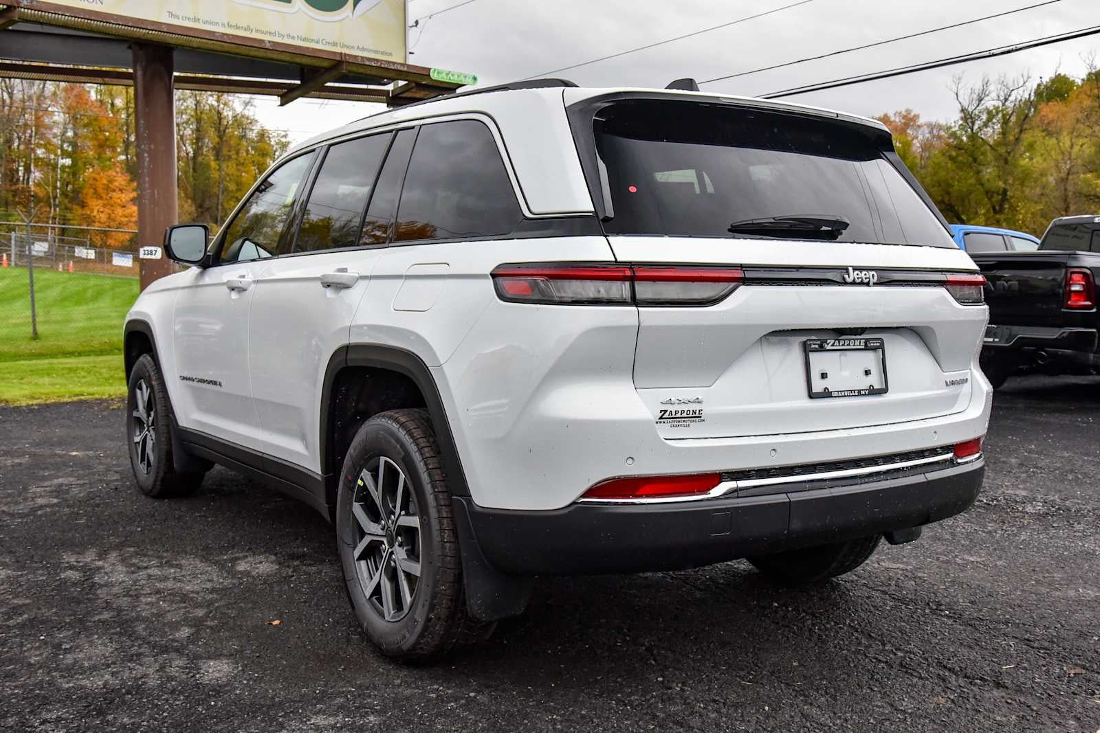2027 Jeep Grand Cherokee Limited
