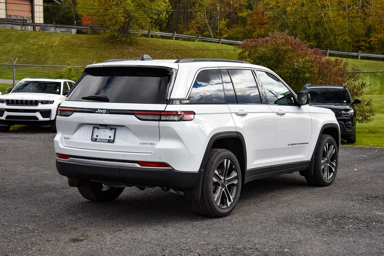 2027 Jeep Grand Cherokee Limited