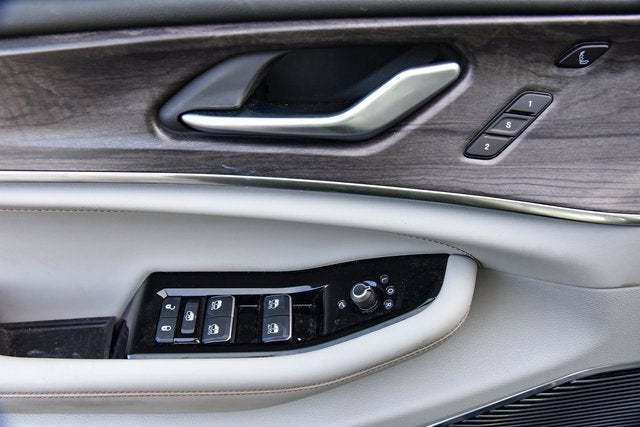 2022 Jeep Grand Cherokee Overland