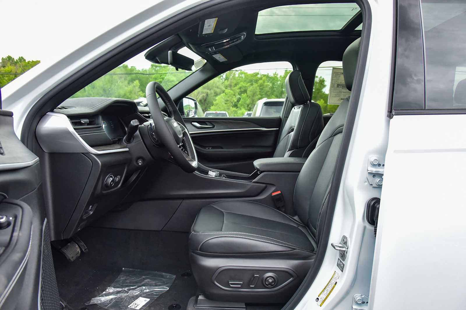 2026 Jeep Grand Cherokee L Limited Reserve
