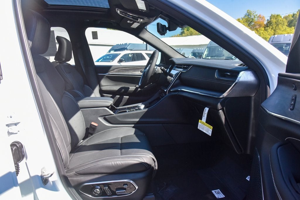 2025 Jeep Grand Cherokee L Overland