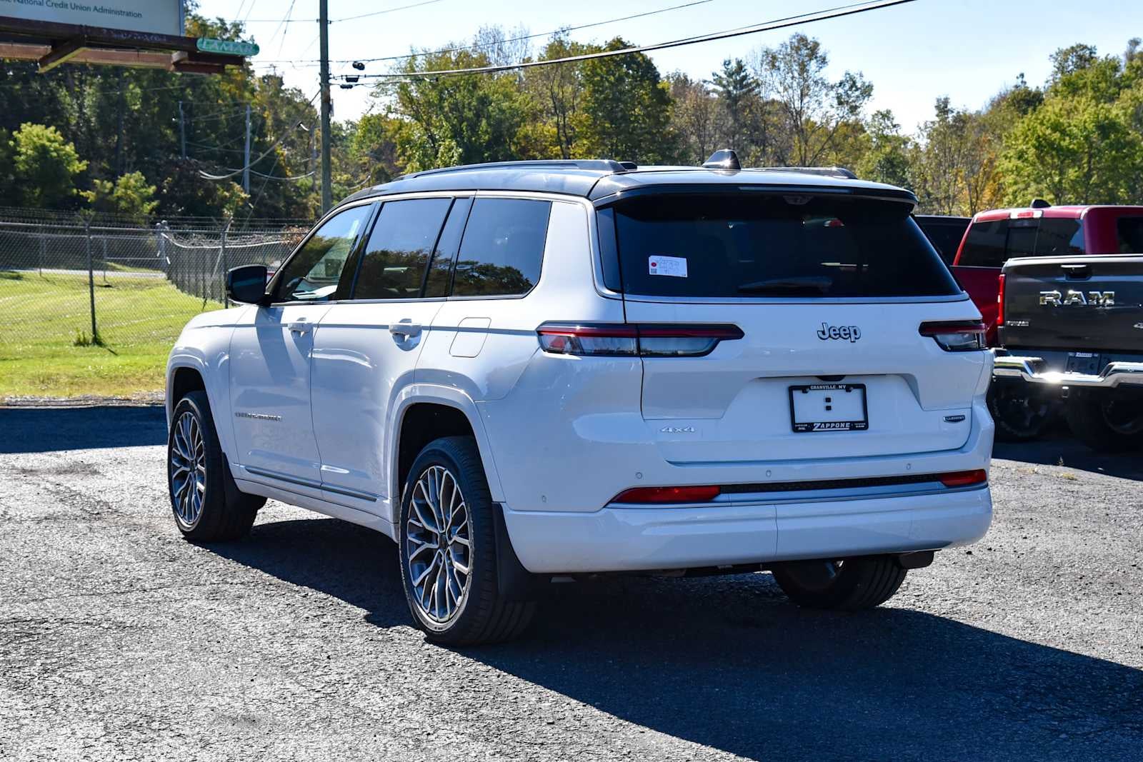2027 Jeep Grand Cherokee L Summit