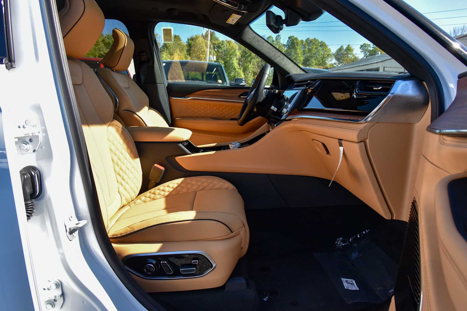 2027 Jeep Grand Cherokee L Summit