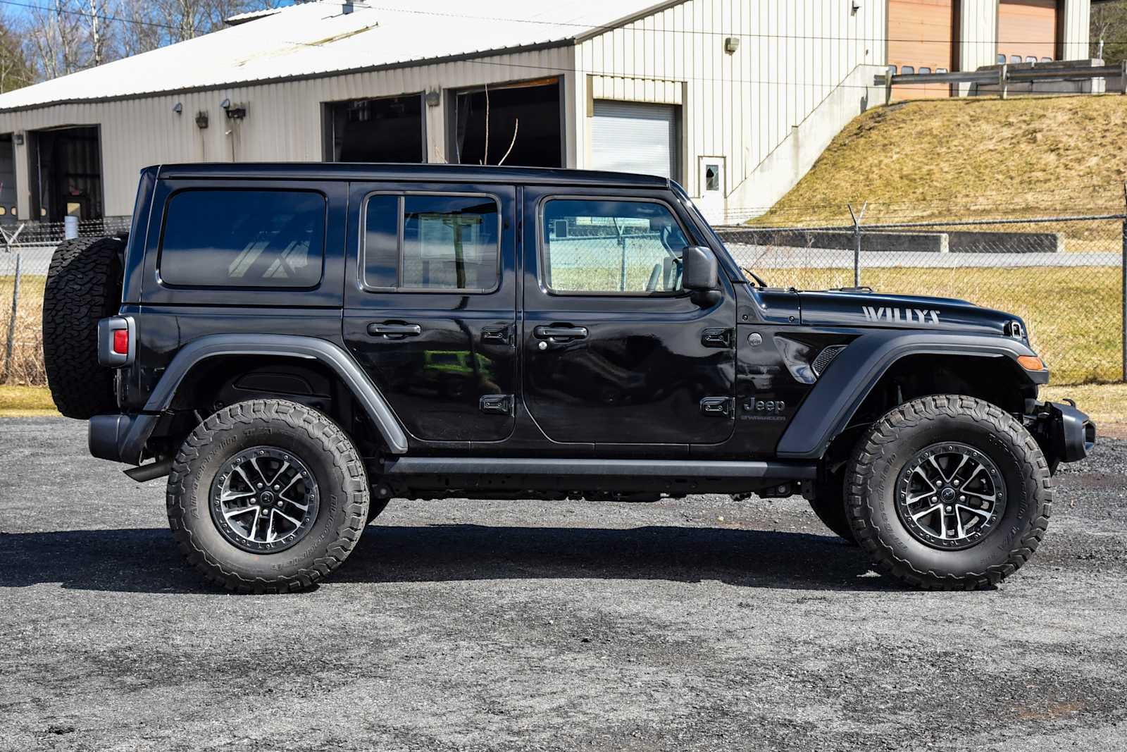 2025 Jeep Wrangler Willys