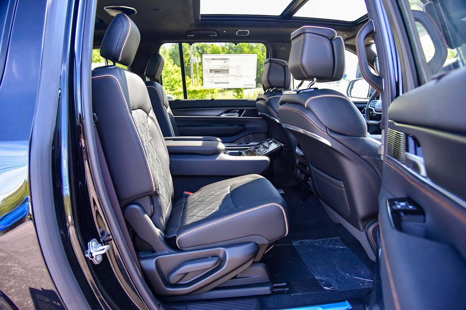 2026 Jeep Grand Wagoneer L Summit Reserve