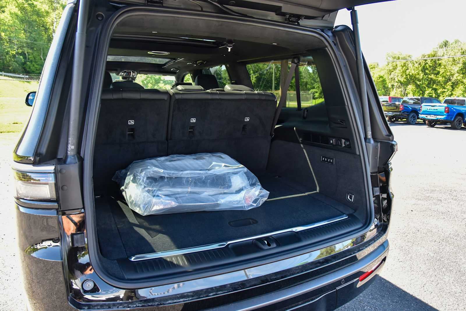 2026 Jeep Grand Wagoneer L Summit Reserve