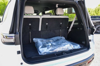 2026 Jeep Grand Wagoneer Base