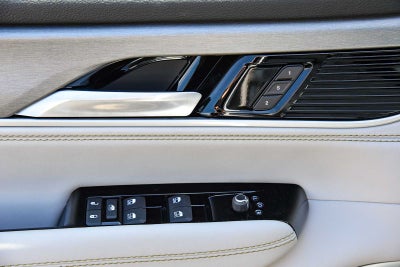 2026 Jeep Grand Wagoneer Base