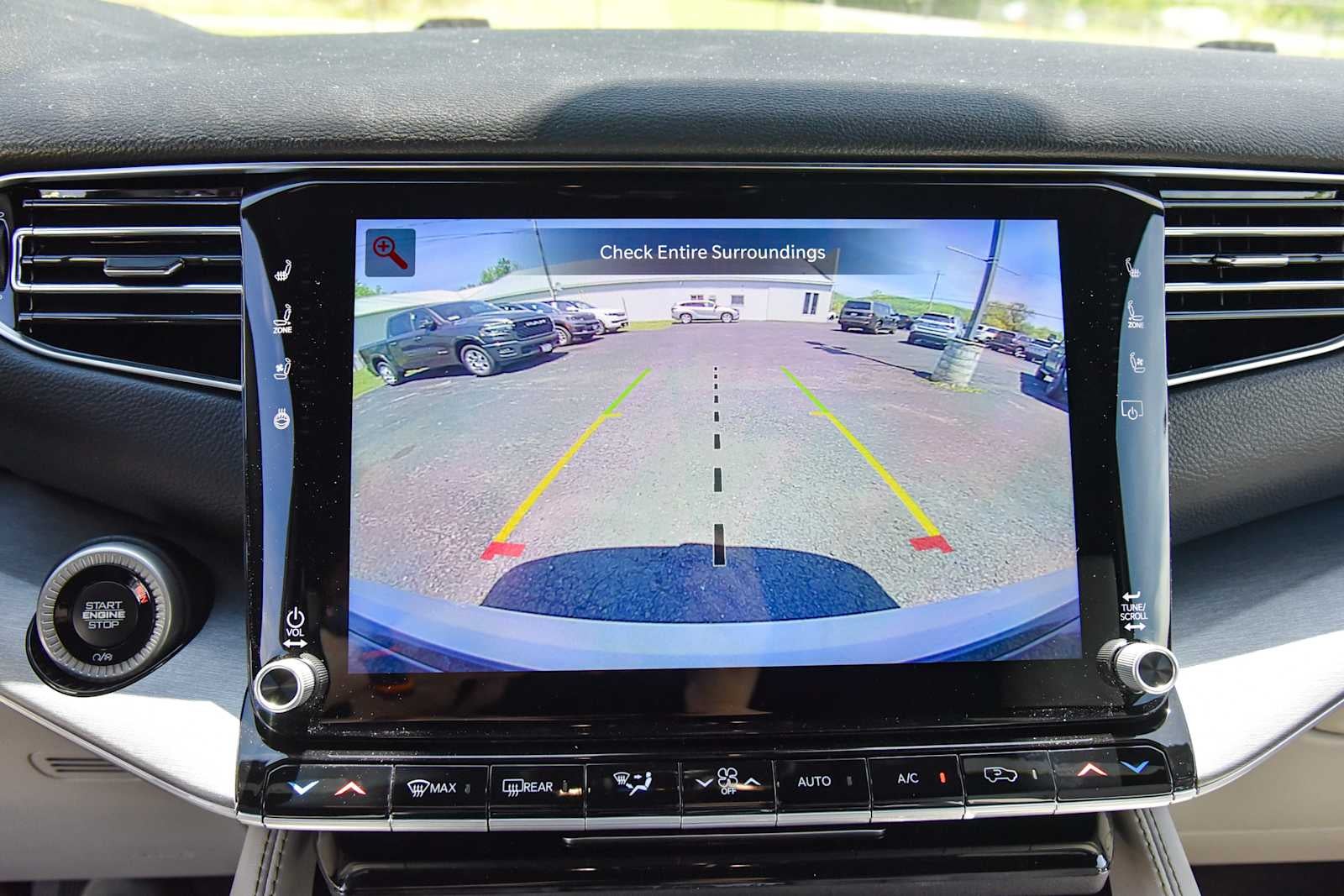 2026 Jeep Grand Wagoneer Base