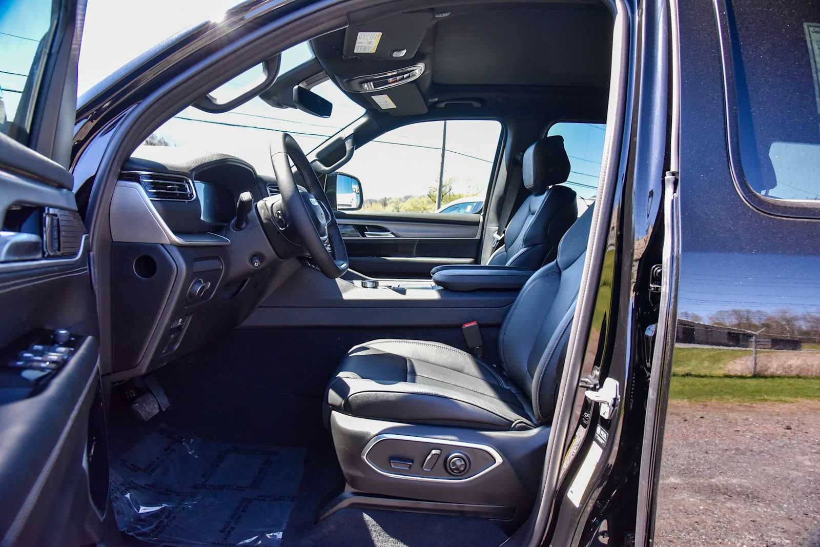 2026 Jeep Grand Wagoneer Limited Altitude
