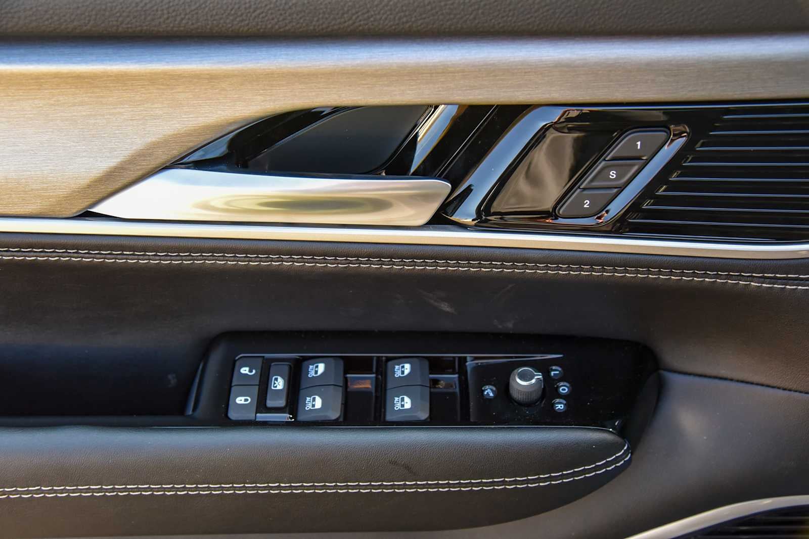 2026 Jeep Grand Wagoneer Limited Altitude