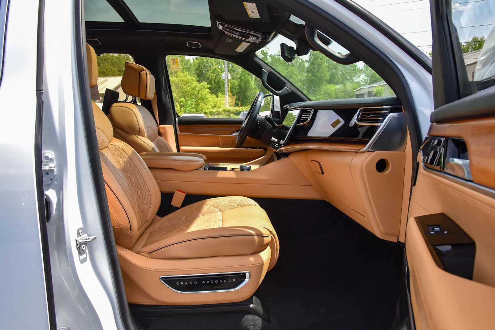 2022 Jeep Grand Wagoneer Series III