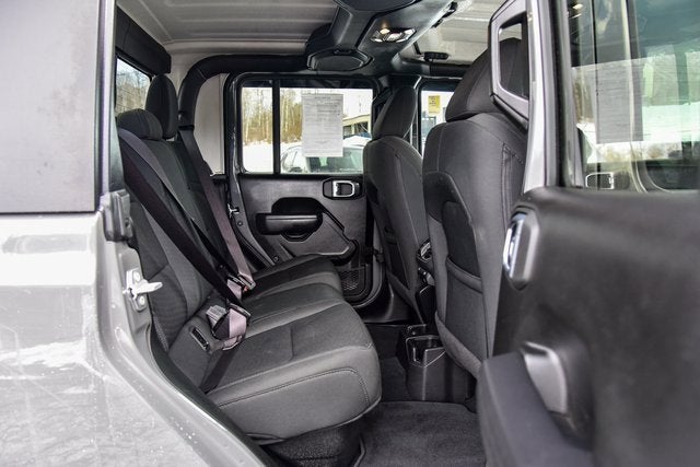 2022 Jeep Gladiator Sport S