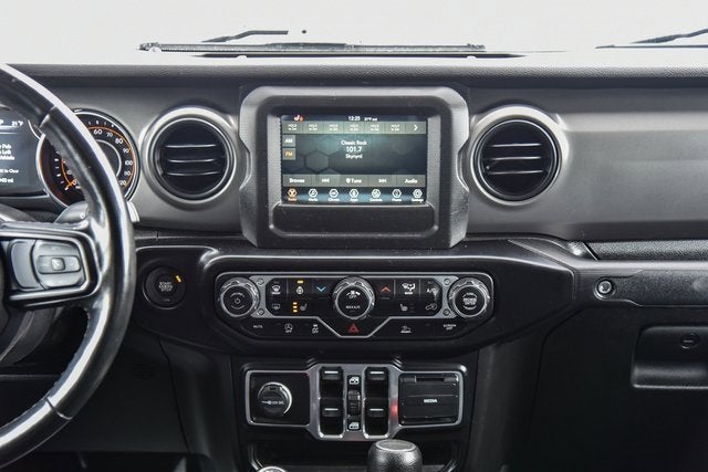 2022 Jeep Gladiator Sport S