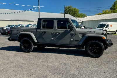 2022 Jeep Gladiator Willys Sport