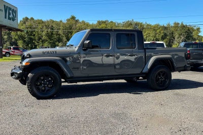 2022 Jeep Gladiator Willys Sport