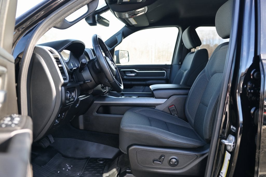 2022 RAM 1500 Big Horn Crew Cab