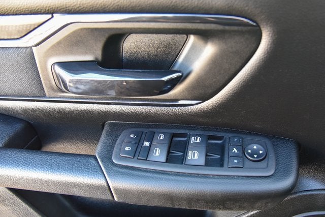 2023 RAM 1500 Big Horn Crew Cab