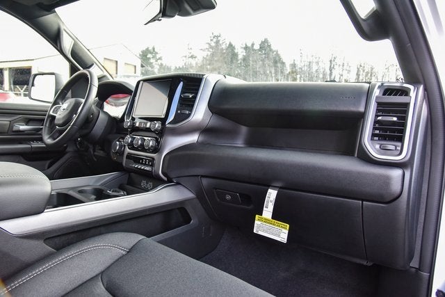 2026 RAM 1500 Express Crew Cab