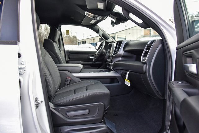 2026 RAM 1500 Express Crew Cab