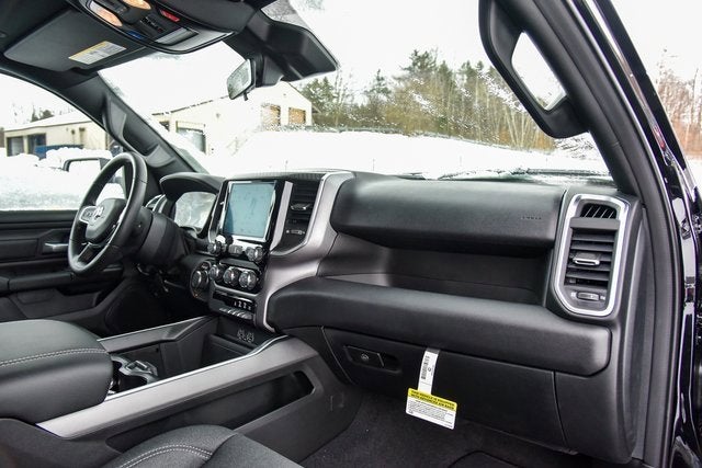 2026 RAM 1500 Express Crew Cab