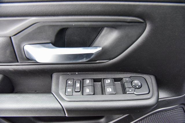 2026 RAM 1500 Express Crew Cab