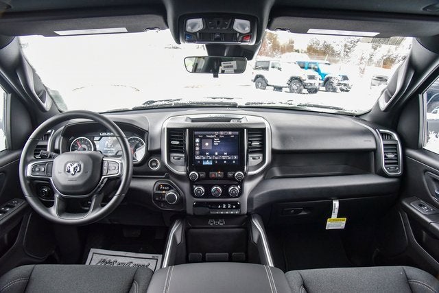 2026 RAM 1500 Express Crew Cab