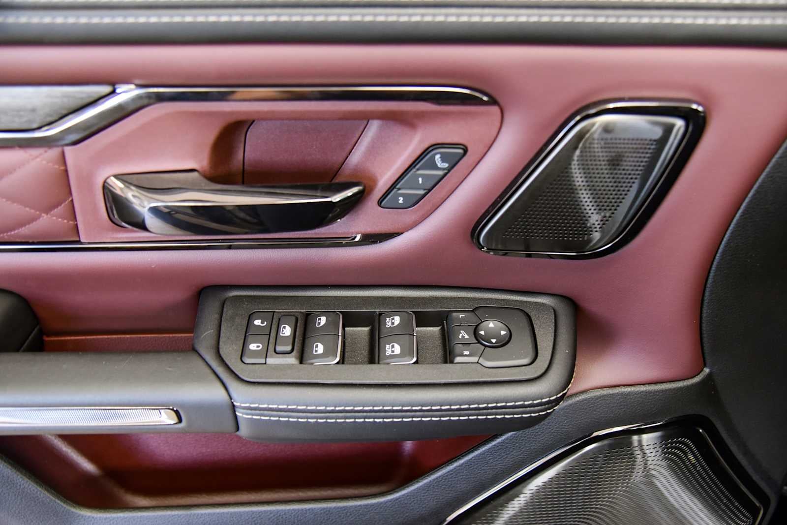 2027 RAM 1500 Limited