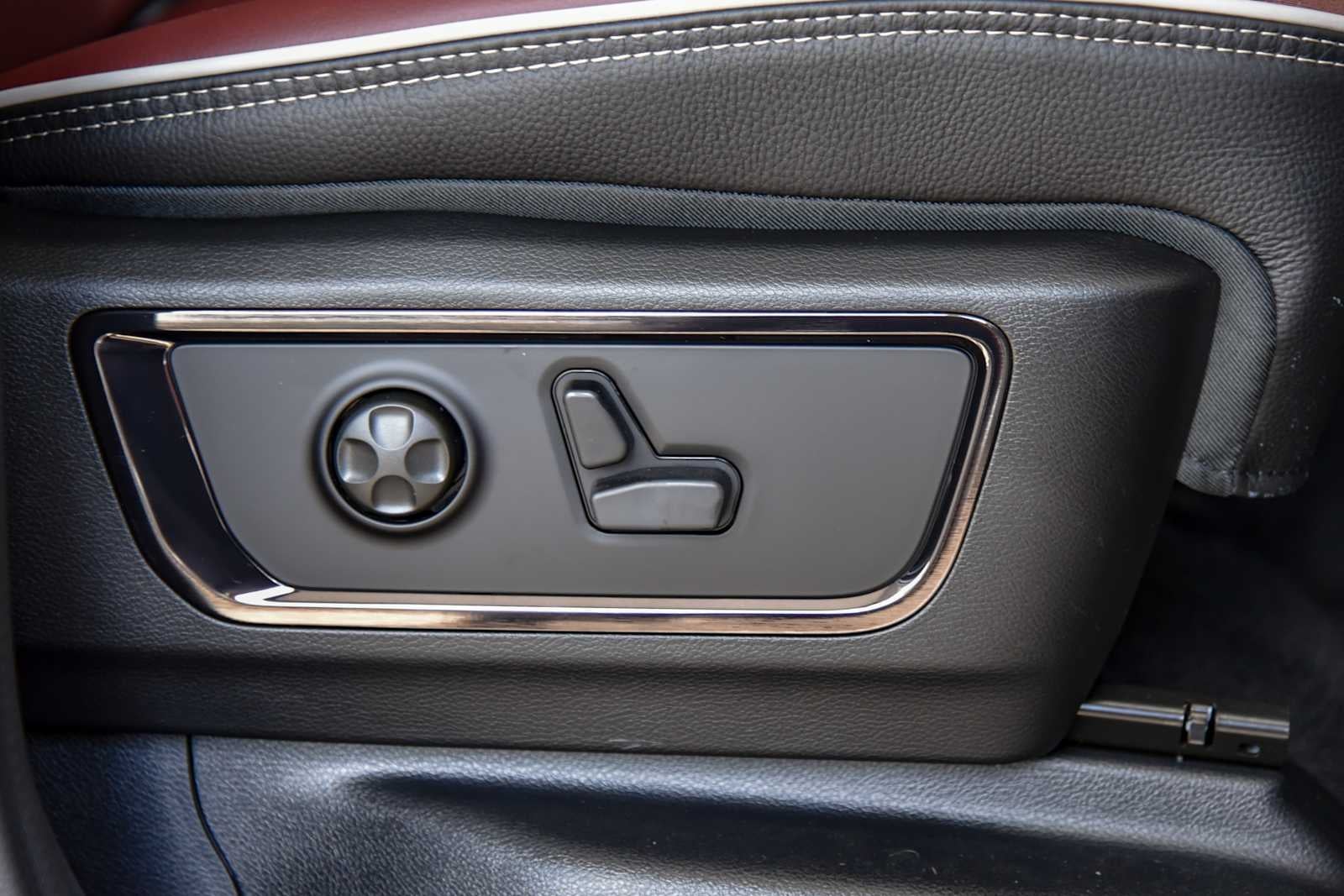 2027 RAM 1500 Limited