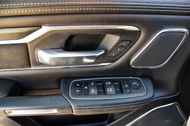 2023 RAM 1500 Laramie Crew Cab