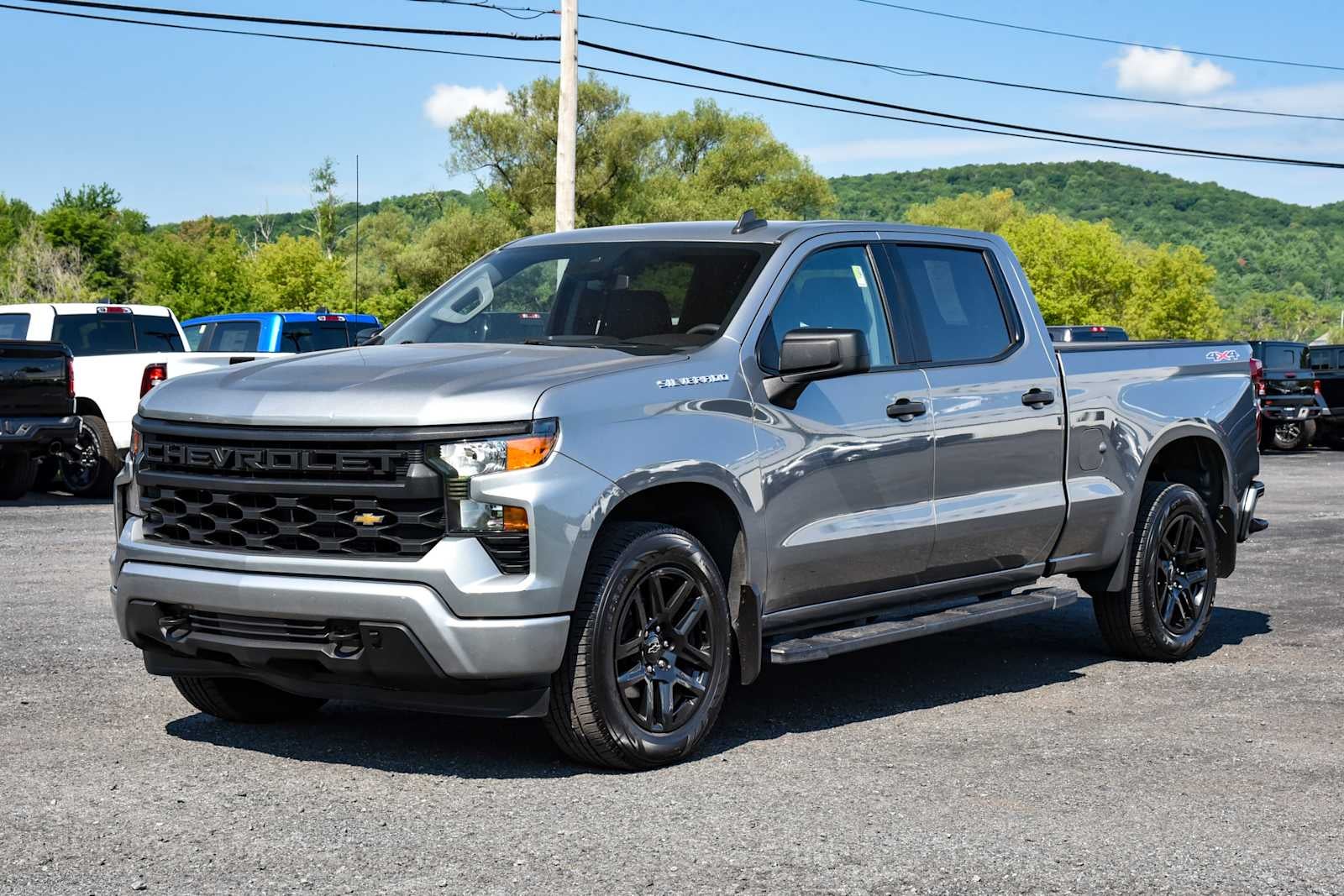 2023 Chevrolet Silverado 1500 Custom