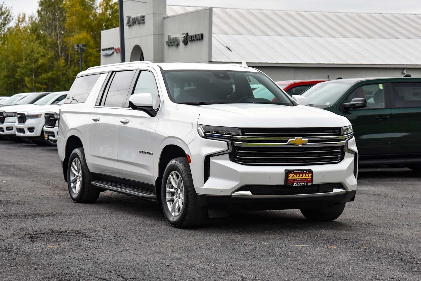 2023 Chevrolet Suburban LT
