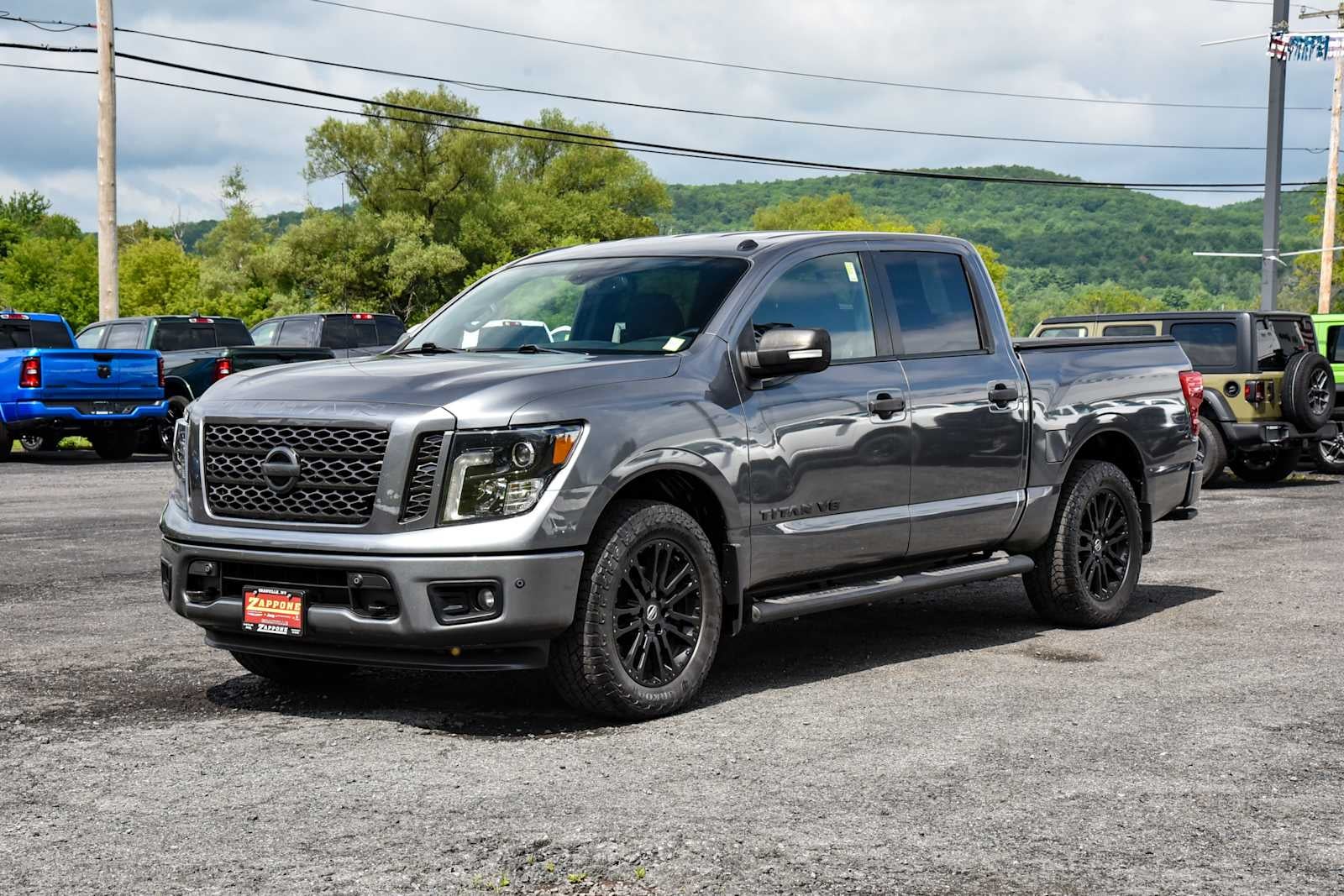 2019 Nissan Titan SV