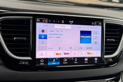 2026 Chrysler Voyager LX