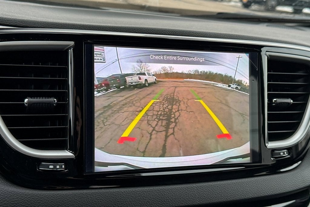 2026 Chrysler Voyager LX