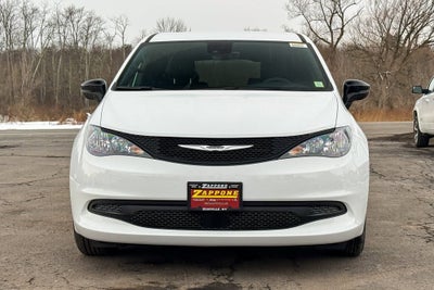 2026 Chrysler Voyager LX