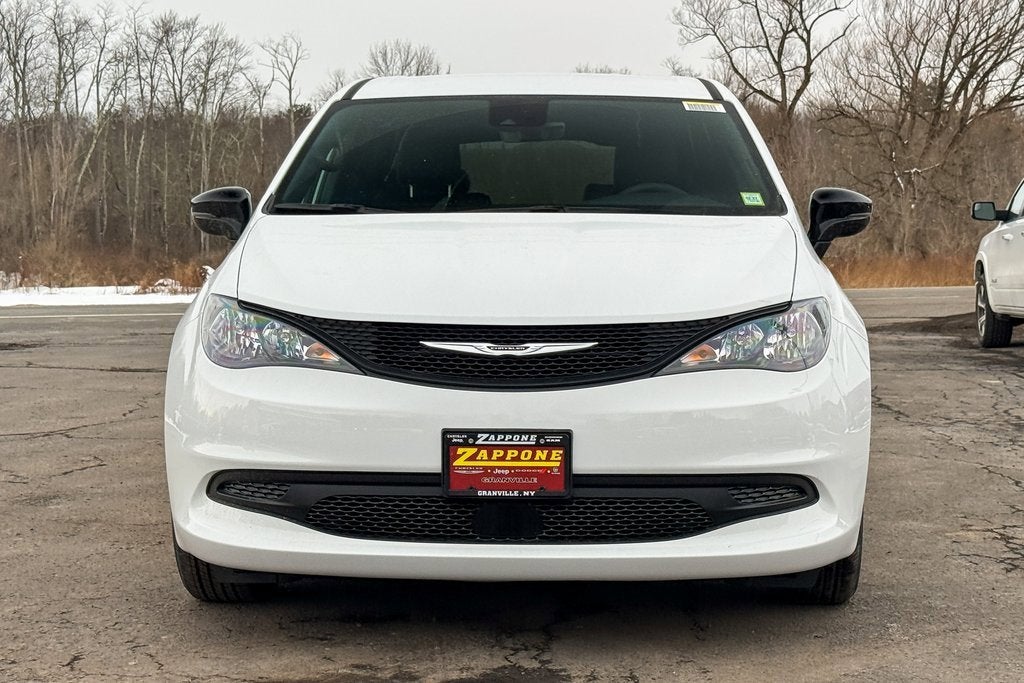 2026 Chrysler Voyager LX