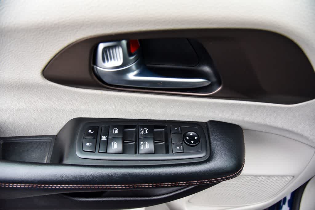 2019 Chrysler Pacifica Touring Plus