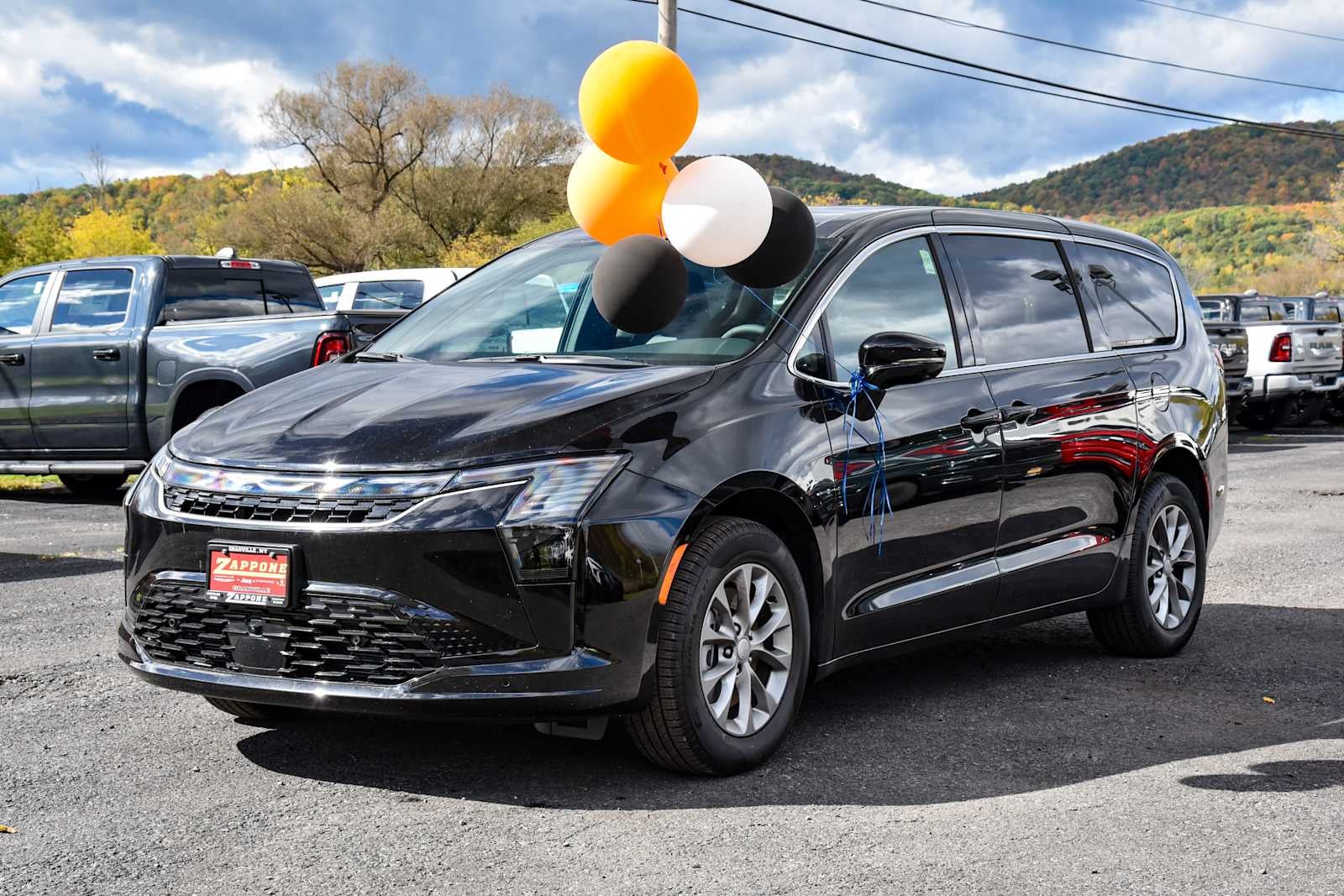 2027 Chrysler Pacifica Select