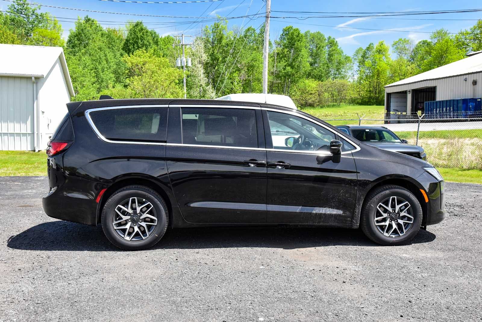 2027 Chrysler Pacifica Limited