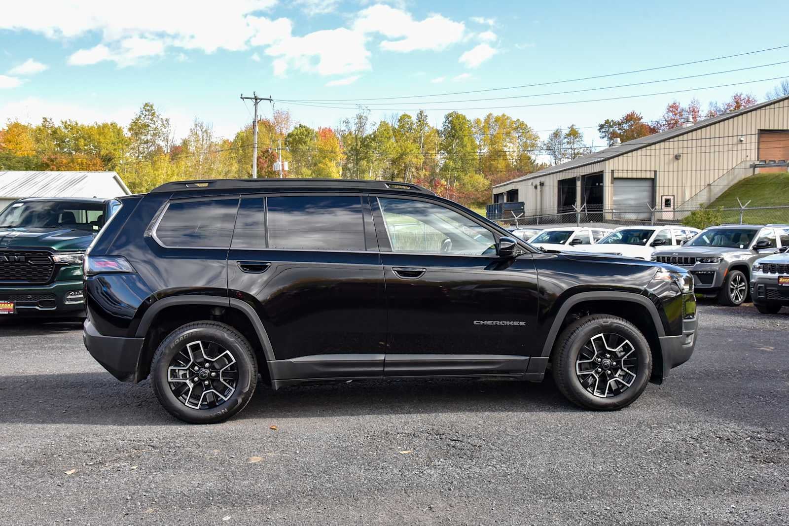 2026 Jeep Cherokee Base