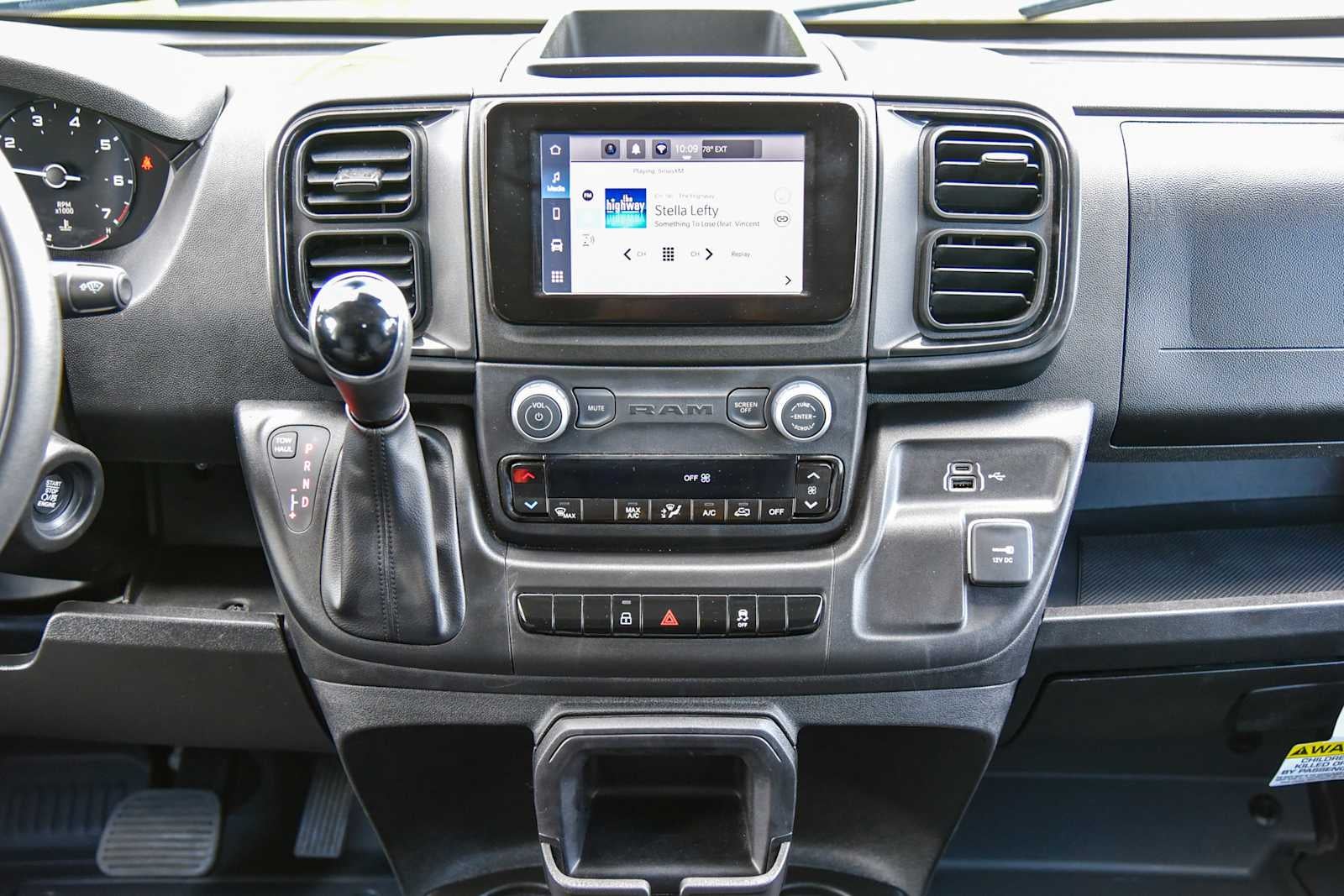 2026 RAM ProMaster Cargo Van Tradesman