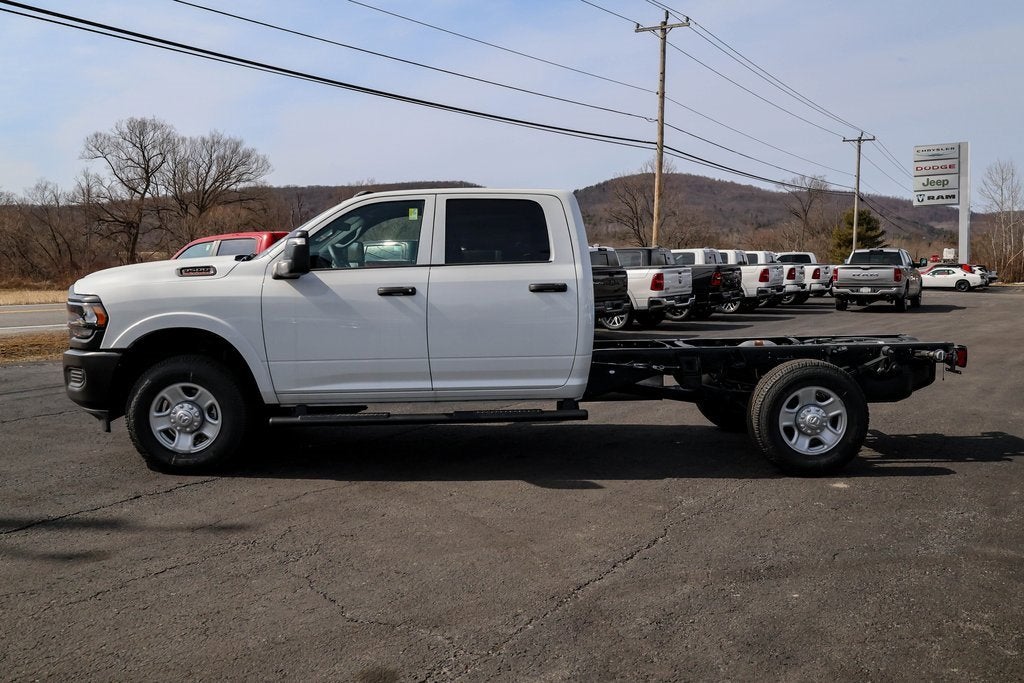 2024 RAM 3500 Chassis Cab Tradesman