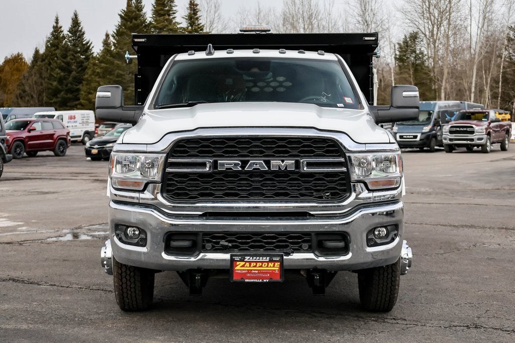 2023 RAM 3500 Chassis Cab Tradesman